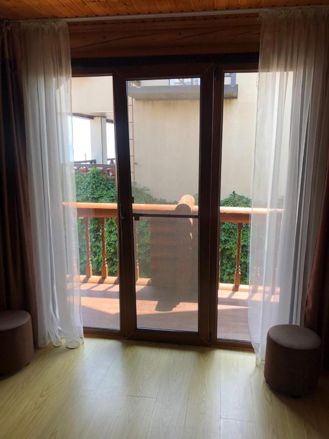 Веселий Кут Hotel Zaliznyy Port Bagian luar foto