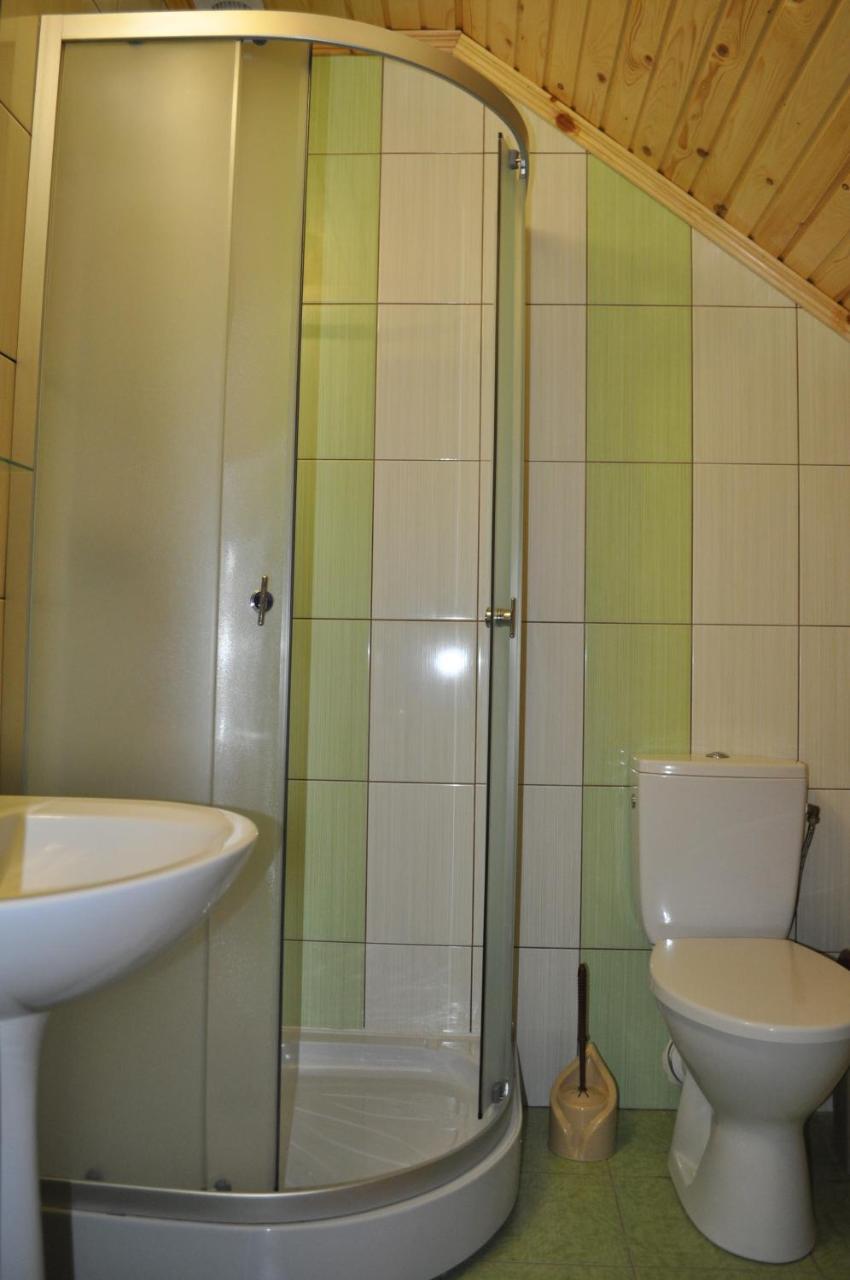 Веселий Кут Hotel Zaliznyy Port Bagian luar foto